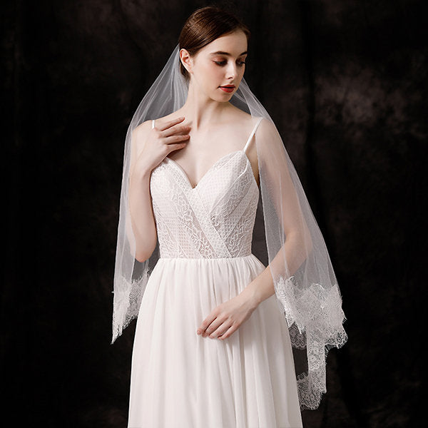 Elegant Double Layer Bridal Veil - Romantic Wedding - Delicate Lace Trim