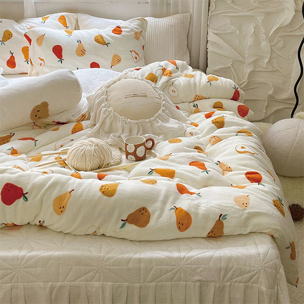 Thick Winter Duvet - Cozy Warm Comfort - Fruit Print Design - Cream - Two Sizes