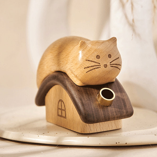 Charming Wooden Cat Diffuser - A Serene Addition to Your Home Decor - Sleek Design