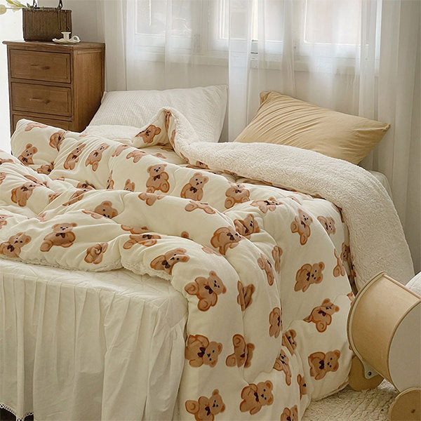 Teddy Bear Winter Duvet - Warm Cozy Comfort - Coffee - White - Two Sizes