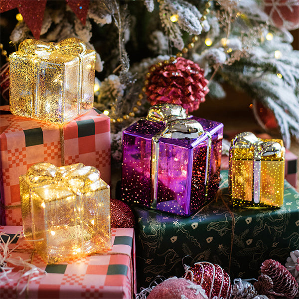 Glowing Glass Christmas Gift Box - LED Light Holiday Decoration - Festive Home Décor - Perfect for Gifting