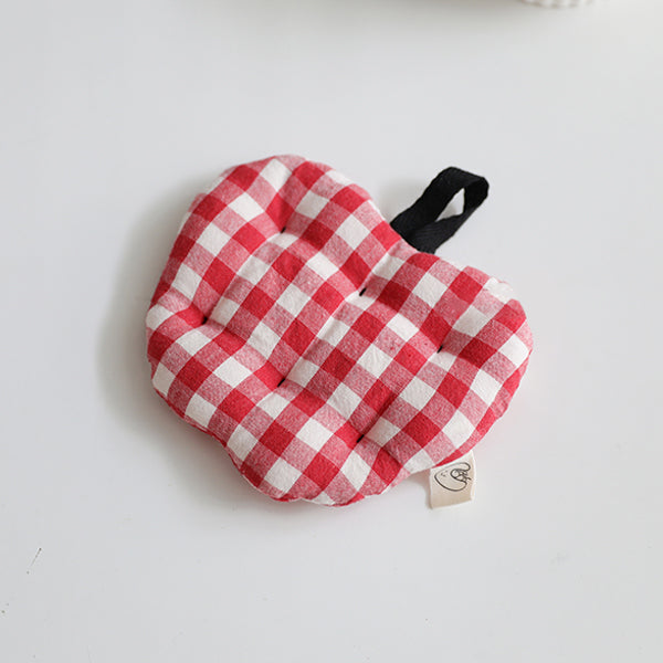 Christmas Apple Coasters - Red Linen and Checkered Cotton - Handmade Double-Layer Heat-Resistant Drink Mats