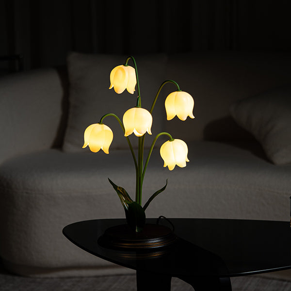 Elegant Lily of the Valley Table Lamp