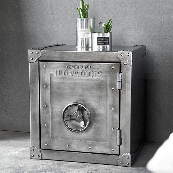 Industrial Iron Bedside Cabinet - Metal Nightstand with Lock or Non-Lock Option - Vintage Loft Storage Side Table